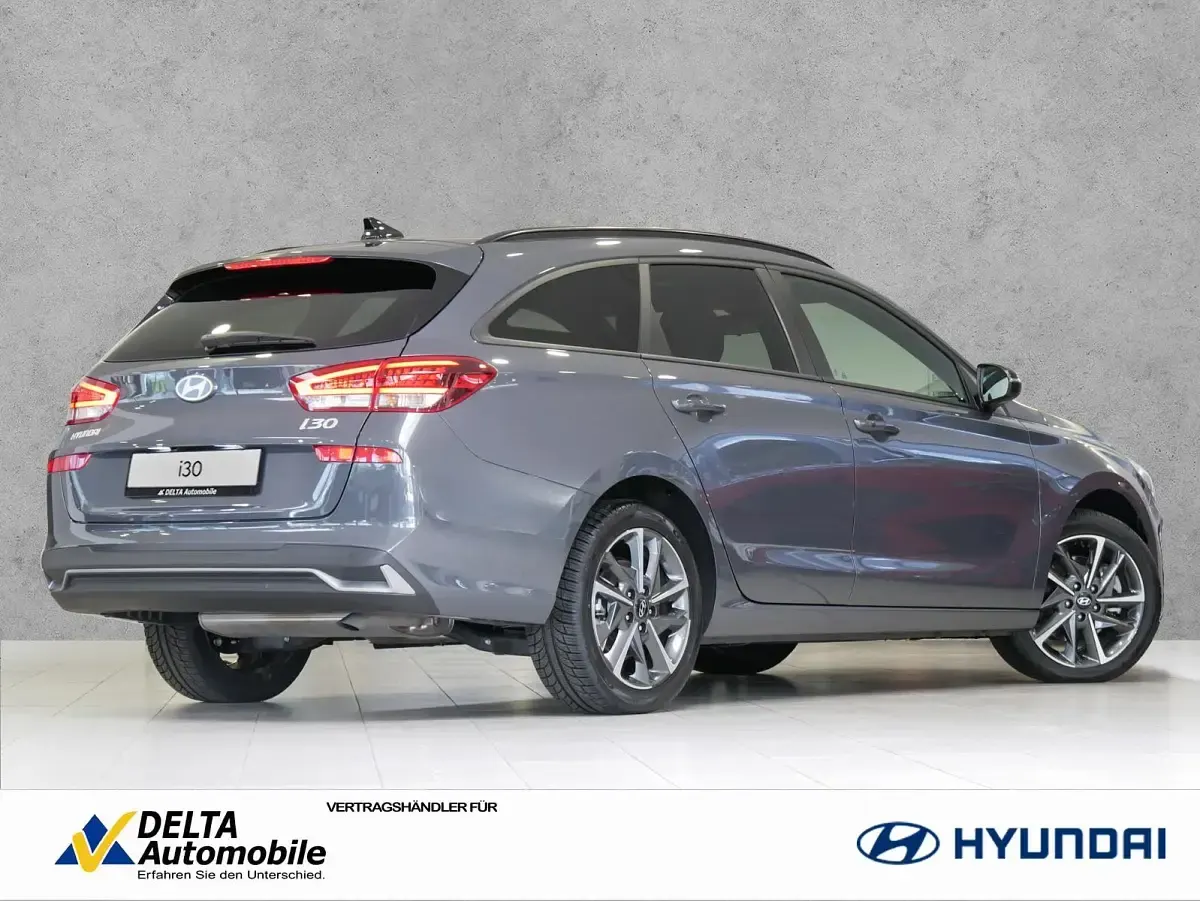 Gebraucht Hyundai i30 Advantage 140 PS (102 kW) 2025 Ecotronic grey Kombi