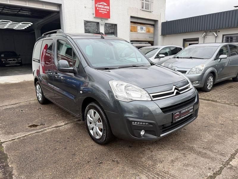 Gebraucht Citroën Berlingo 110 PS (80 kW) 2018 Grau Van / Kleinbus