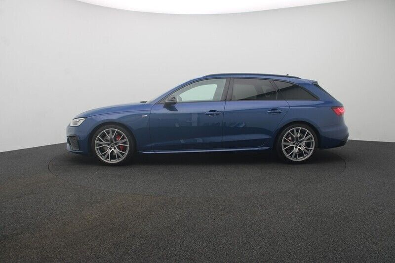 Gebraucht Audi A4 S-Line 204 PS (150 kW) 2023 Blau Kombi