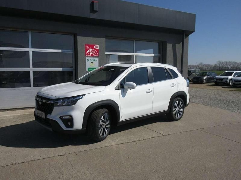 Weiß Neu 2025 Suzuki SX4 S-Cross Comfort+ SUV | 28.990 € - Bild 1/4