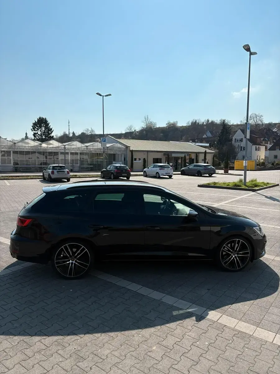 Gebraucht Seat Leon 4Drive 300 PS (220 kW) 2020 Schwarz Kombi
