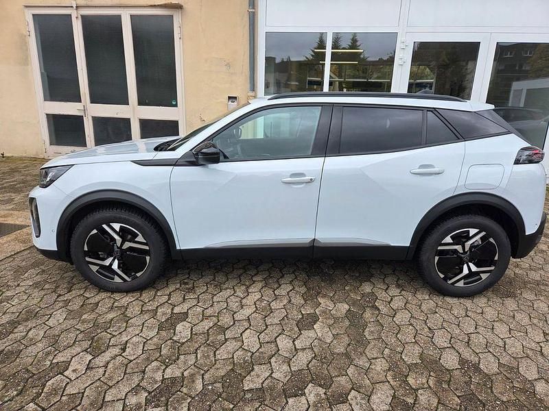 Gebraucht Peugeot 2008 Allure 131 PS (96 kW) 2024 Okenitweiß metallic SUV