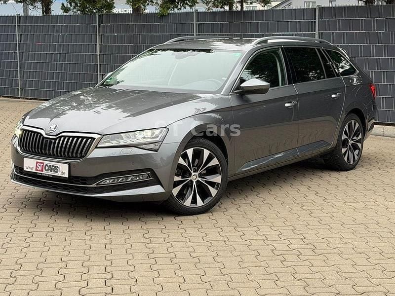 Grau Gebraucht 2023 Skoda Superb Style Kombi | 28.990 € (Guter Preis) - Bild 1/4