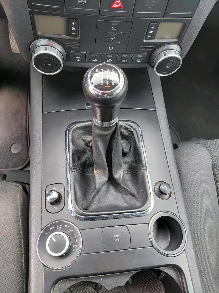 Gebraucht VW Touareg 174 PS (127 kW) 2007 Schwarz SUV