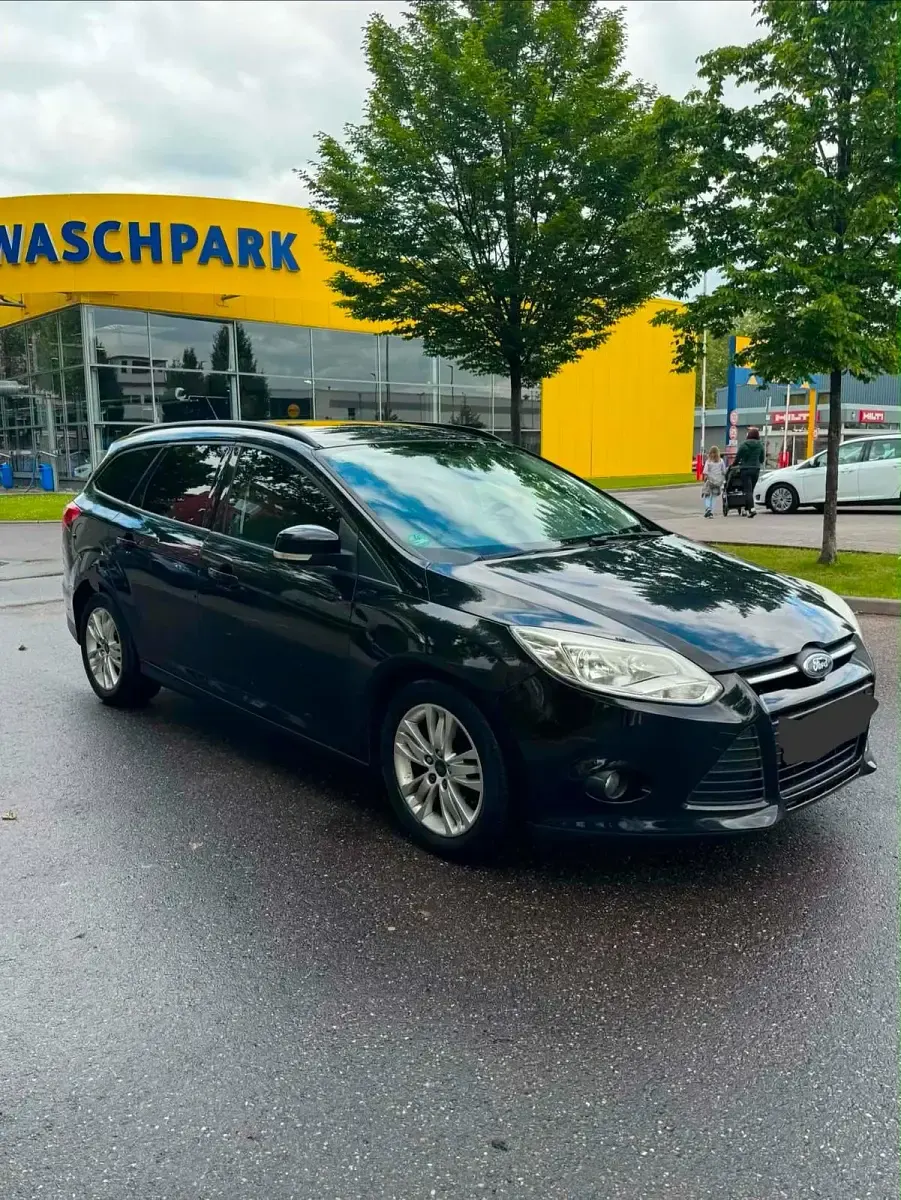 Occasion Ford Focus 95 PK (69 kW) 2012 Zwart Stationwagen