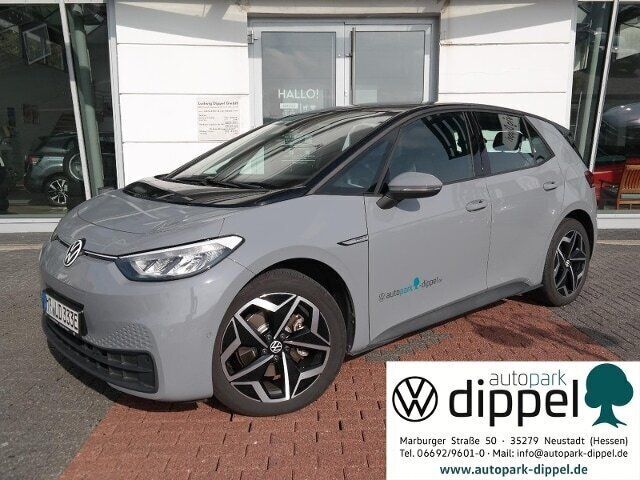Mondsteingrau/schwarz Gebraucht 2023 VW ID.3 Pro Kleinwagen | 36.880 € (Teuer) - Bild 1/4