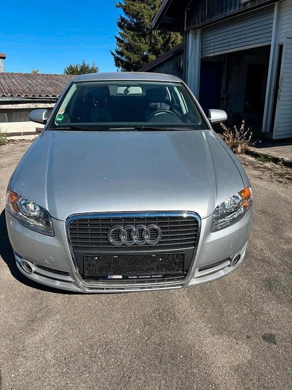 Grau Gebraucht 2005 Audi A4 Limousine | 3.250 € (Guter Preis) - Bild 1/4