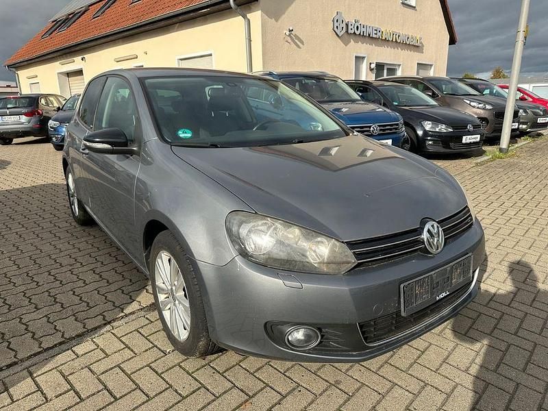 Grau Gebraucht 2012 VW Golf VI Style Kleinwagen | 3.490 € (Guter Preis) - Bild 1/4