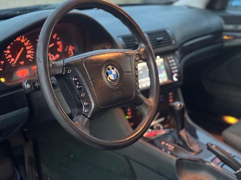 Second-hand BMW 520 170 CP (125 kW) 2000 Verde Break