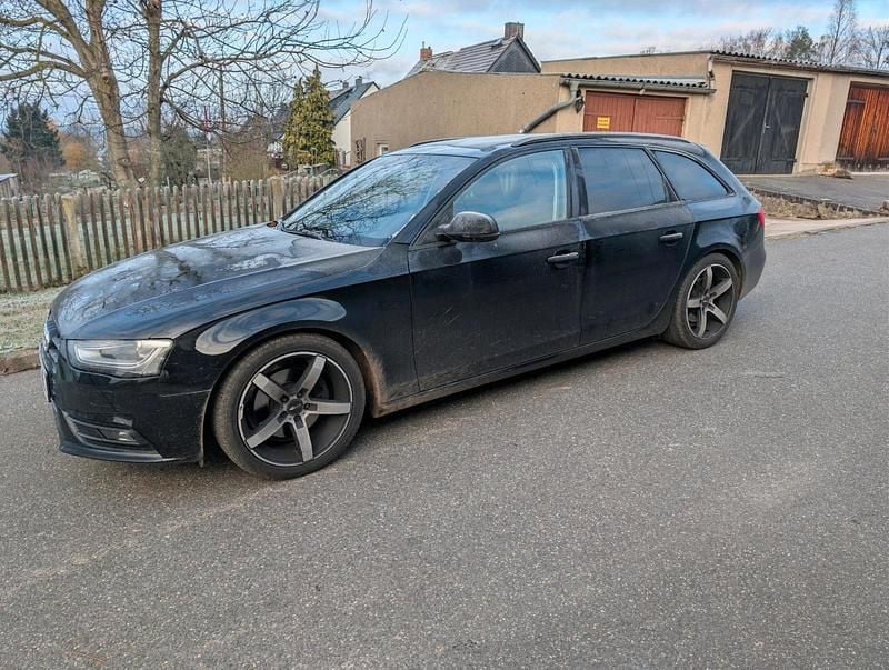 Gebraucht Audi A4 Black Edition 170 PS (125 kW) 2012 Schwarz Kombi