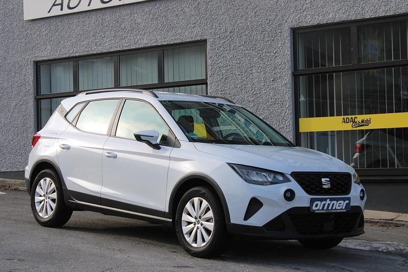 Gebraucht Seat Arona 95 PS (69 kW) 2023 Weiß SUV