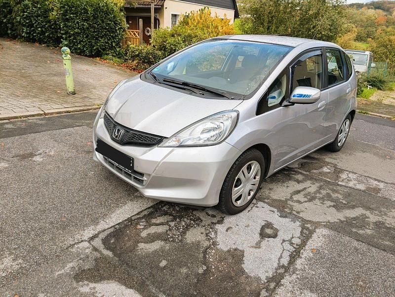 Silber Gebraucht 2014 Honda Jazz Kleinwagen | 8.499 € (Fairer Preis) - Bild 1/4