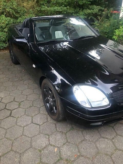 Gebraucht Mercedes SLK200 136 PS (100 kW) 1999 Schwarz Cabrio