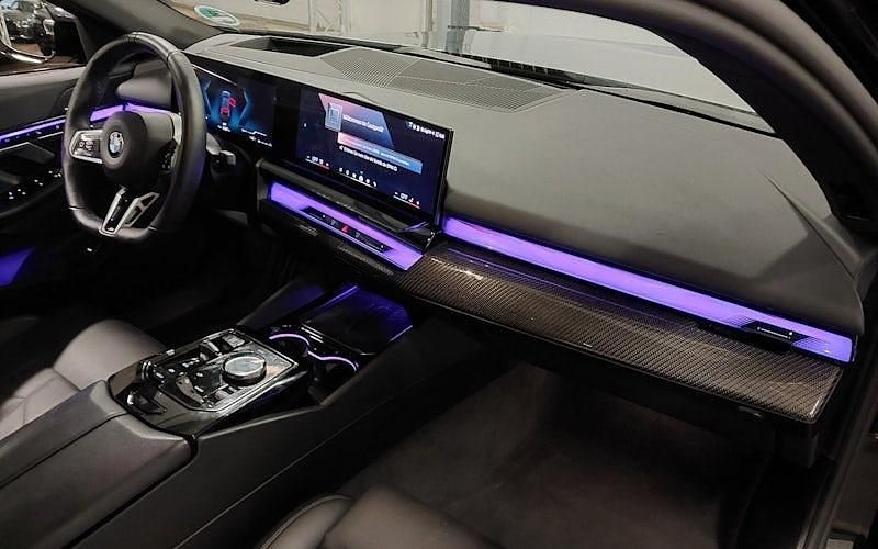 Gebraucht BMW 520 Comfort Edition 197 PS (144 kW) 2025 Schwarz Limousine