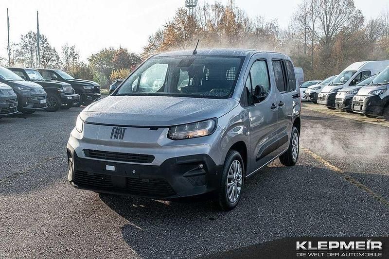 Maestro grau Neu 2025 Fiat Doblò Van / Kleinbus | 25.990 € (Fairer Preis) - Bild 1/4