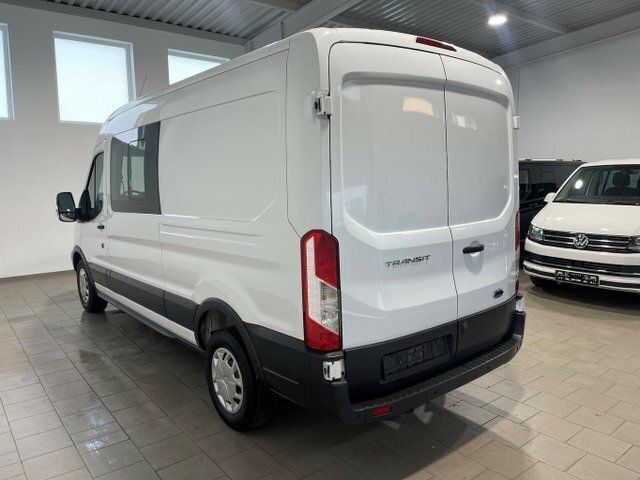 Gebraucht Ford Transit Trend 170 PS (125 kW) 2019 Frost weiß Van