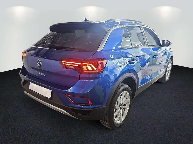 Gebraucht VW T-Roc 150 PS (110 kW) 2025 Ravennablau metallic SUV
