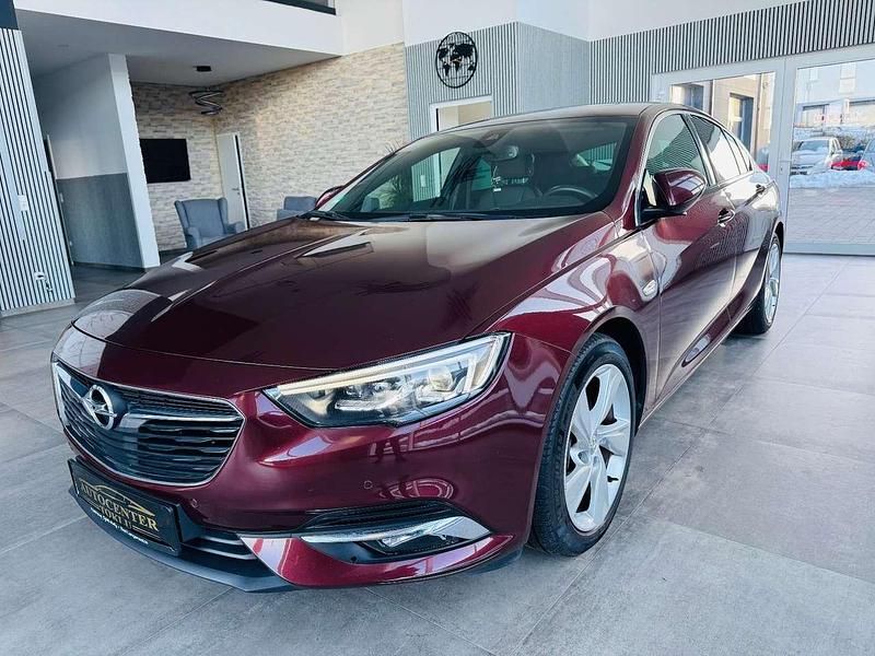 Rouge braun/rioja red Gebraucht 2019 Opel Insignia Exklusiv Limousine | 13.990 € (Fairer Preis) - Bild 1/4