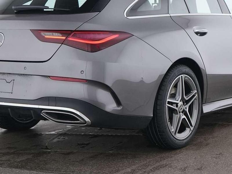 Gebraucht Mercedes CLA200 AMG 163 PS (119 kW) 2025 Lack mountaingrau Limousine