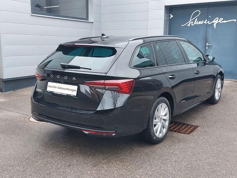 Gebraucht Skoda Octavia Selection 150 PS (110 kW) 2024 Schwarz Limousine