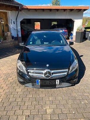Gebraucht 2014 Mercedes 200 Limousine | 11.800 € (Fairer Preis) - Bild 1/4