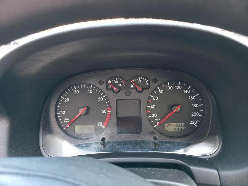 Gebraucht VW Golf IV 75 PS (55 kW) 2002 Weiß Limousine