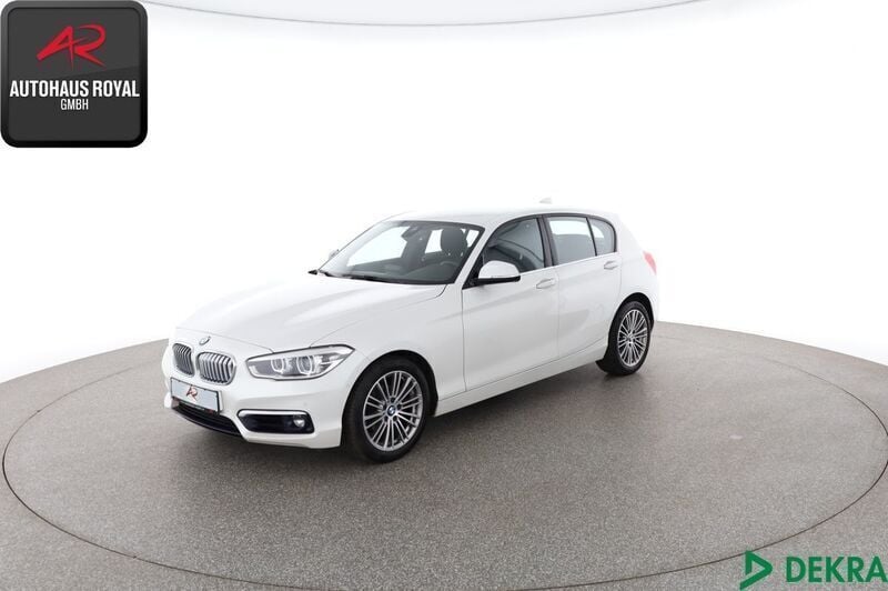Weiß Gebraucht 2018 BMW 118 Urban Line Kleinwagen | 18.480 € (Guter Preis) - Bild 1/4