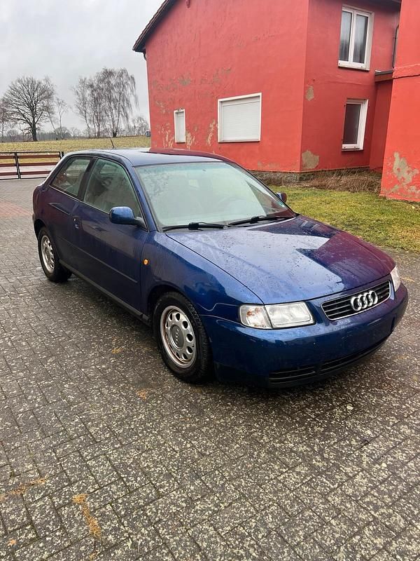 Gebraucht Audi A3 Attraction 101 PS (74 kW) 1997 Blau Kleinwagen