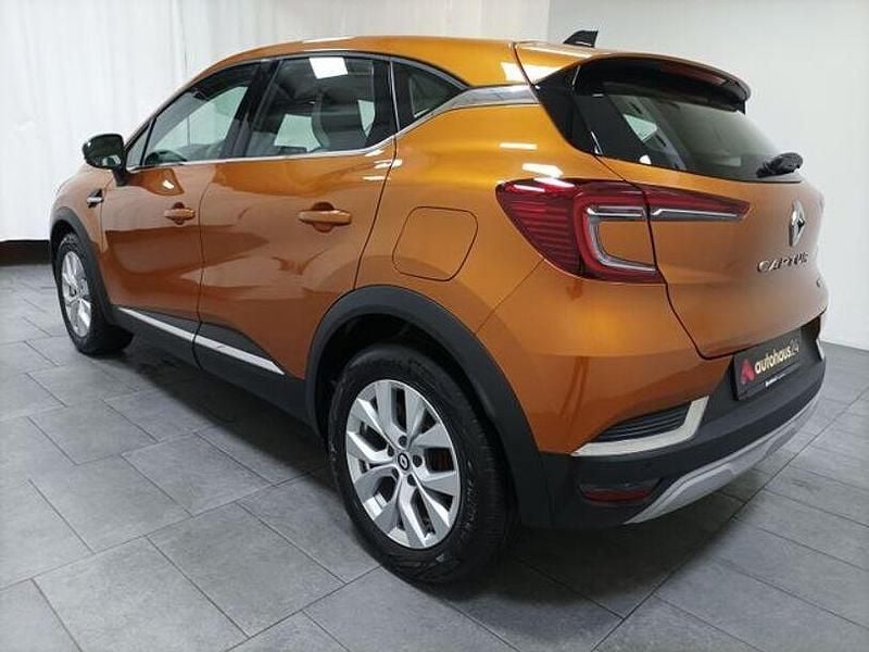 Gebraucht Renault Captur Intens 158 PS (116 kW) 2021 Orange SUV