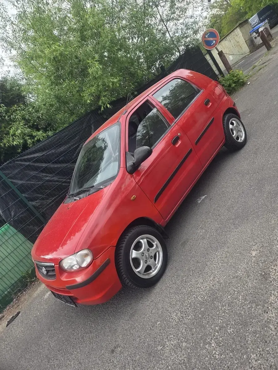 Usata Suzuki Alto 63 CV (46 kW) 2002 Rosso Utilitaria
