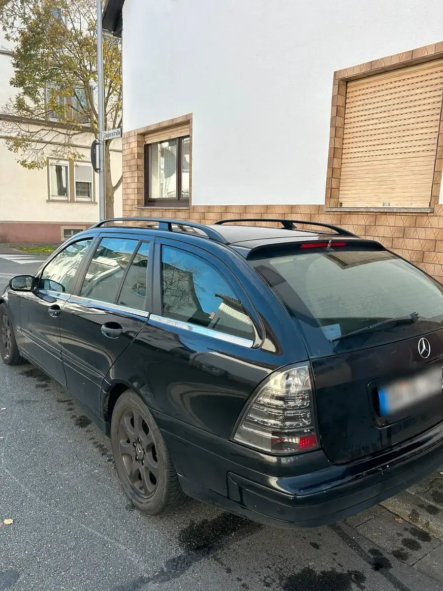 Gebraucht Mercedes C200 122 PS (89 kW) 2004 Schwarz Kombi