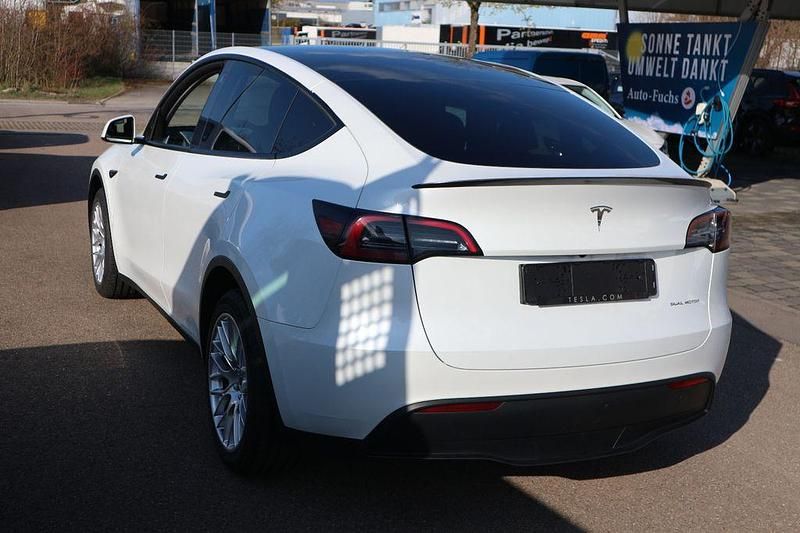 Gebraucht Tesla Model Y 378 kW (514 PS) 2023 Weiß SUV