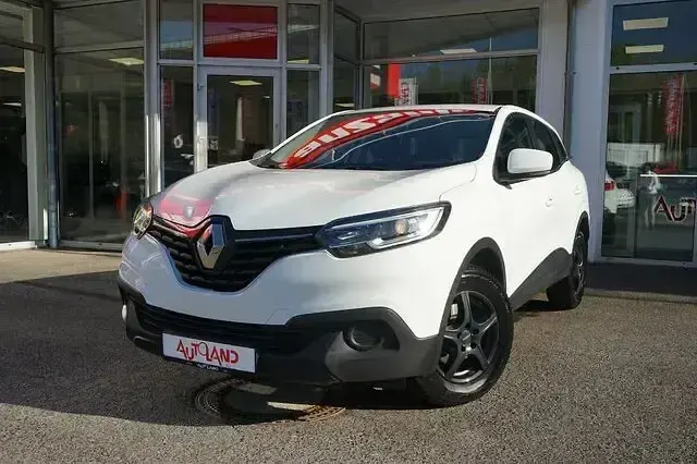 Gebraucht Renault Kadjar Life 140 PS (102 kW) 2019 Weiß SUV