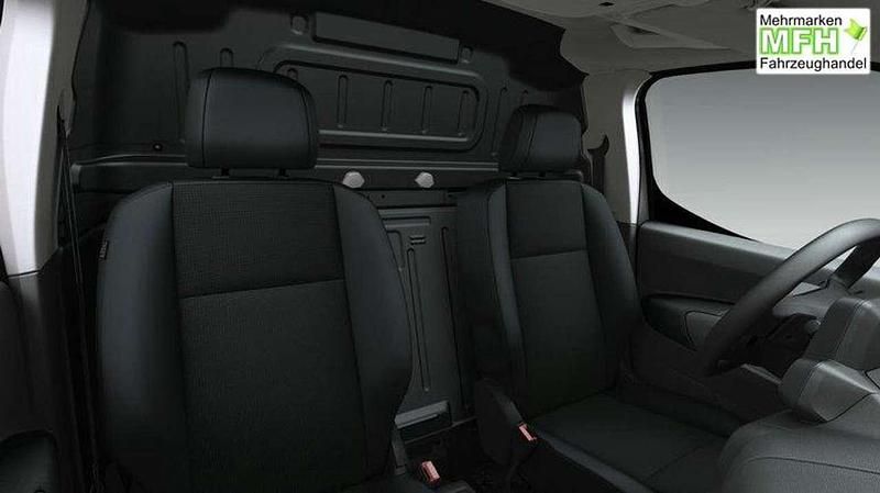 Neu Opel Combo 131 PS (96 kW) 2026 Kaolin weiß Van