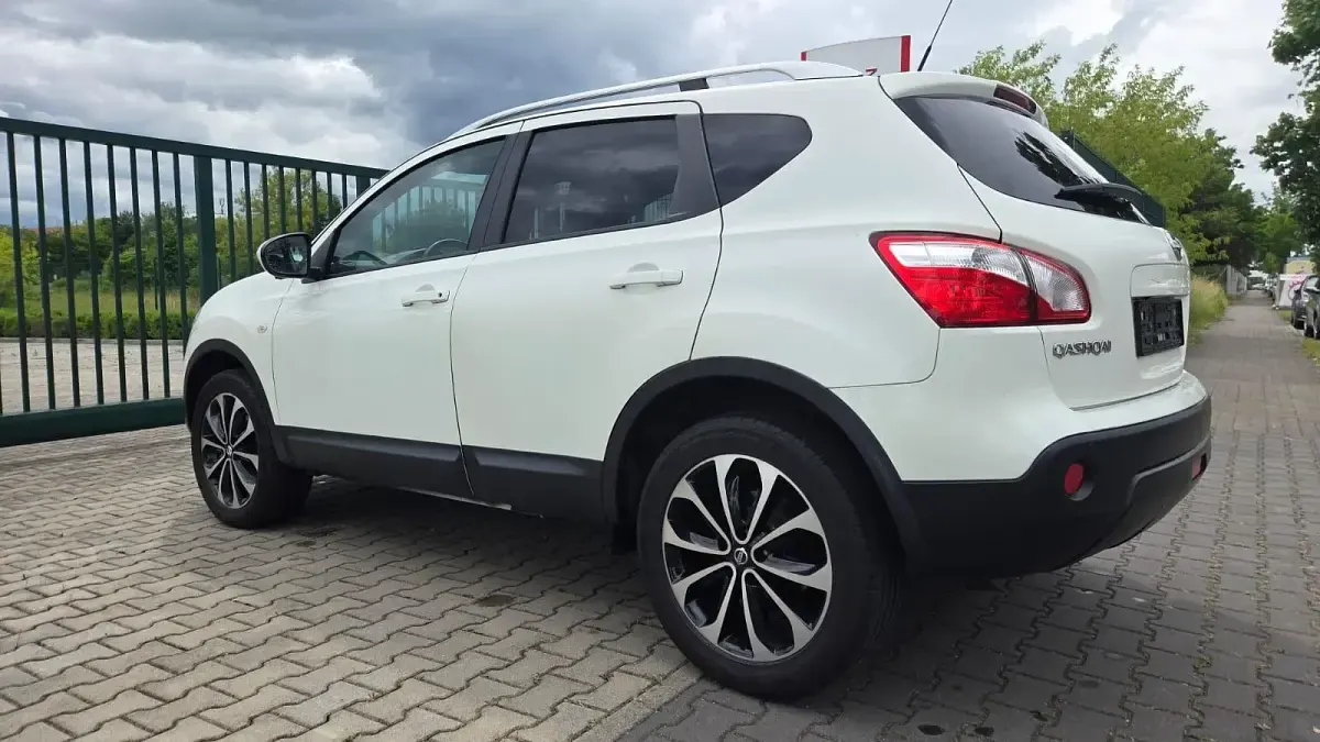 Gebraucht Nissan Qashqai I-Way 116 PS (85 kW) 2012 Weiß SUV