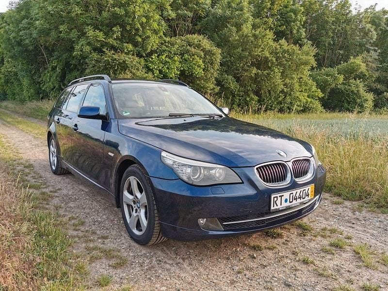 Second-hand BMW 525 218 CP (160 kW) 2007 Albastru Break