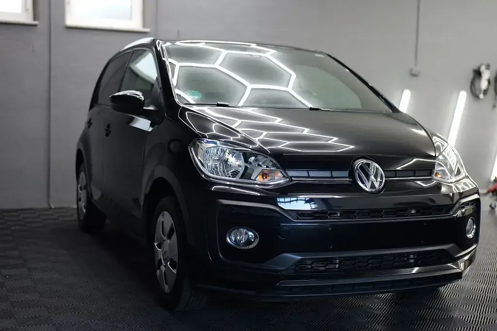 Gebraucht VW up! high up! 90 PS (66 kW) 2017 Schwarz Kleinwagen