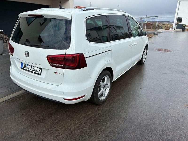Gebraucht Seat Alhambra FR-Line 150 PS (110 kW) 2020 Weiß Van / Kleinbus