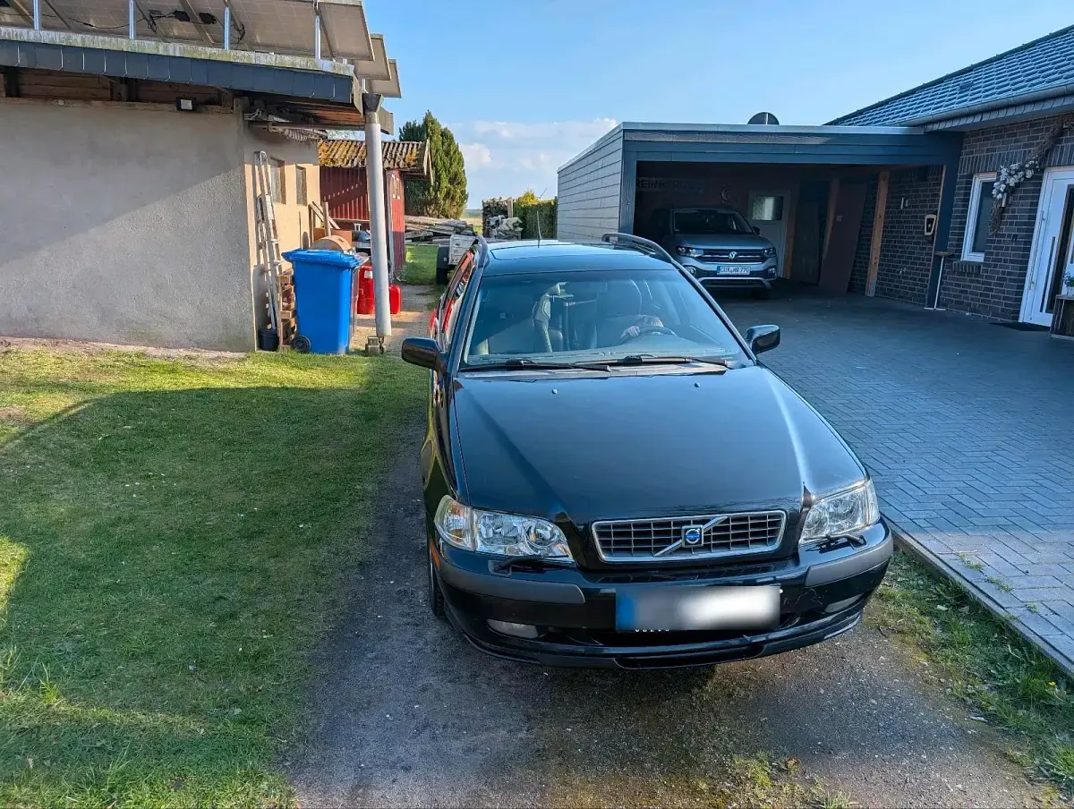 Occasion Volvo V40 200 ch (147 kW) 2001 Noir Break