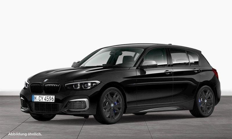 Schwarz Gebraucht 2018 BMW M140 M Sport Limousine | 33.311 € (Fairer Preis) - Bild 1/3