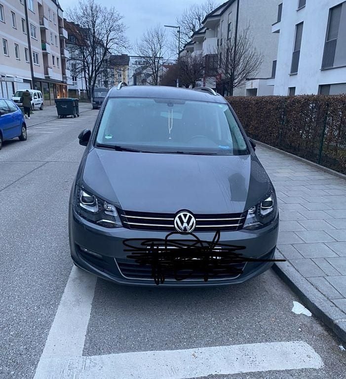 Gebraucht VW Sharan Highline 140 PS (102 kW) 2012 Grau Van / Kleinbus