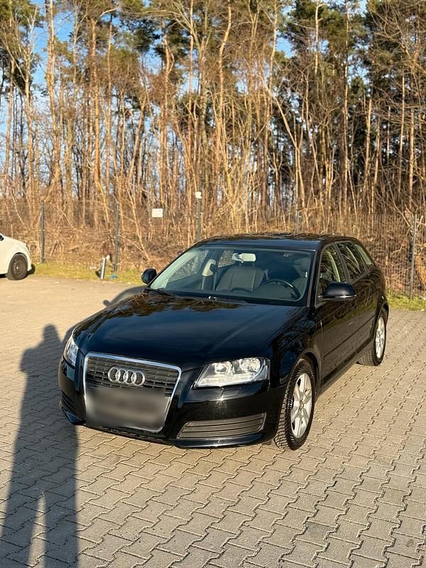 Gebraucht Audi A3 125 PS (91 kW) 2010 Schwarz Kleinwagen