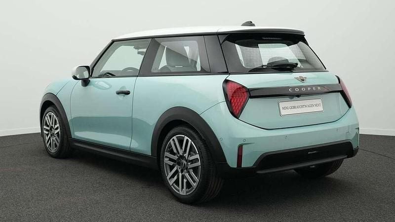 Gebraucht Mini Cooper S Classic 204 PS (150 kW) 2024 Grün Kleinwagen