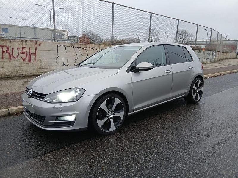 Silber Gebraucht 2013 VW Golf Limousine | 4.999 € (Superpreis) - Bild 1/4