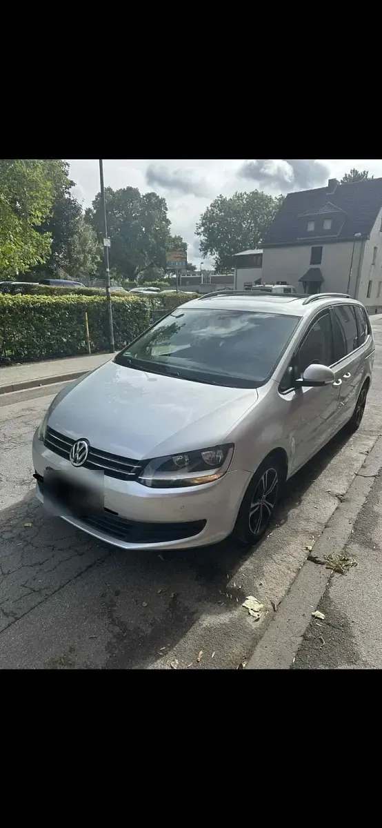Gebraucht VW Sharan 140 PS (102 kW) 2010 Silber Van / Kleinbus