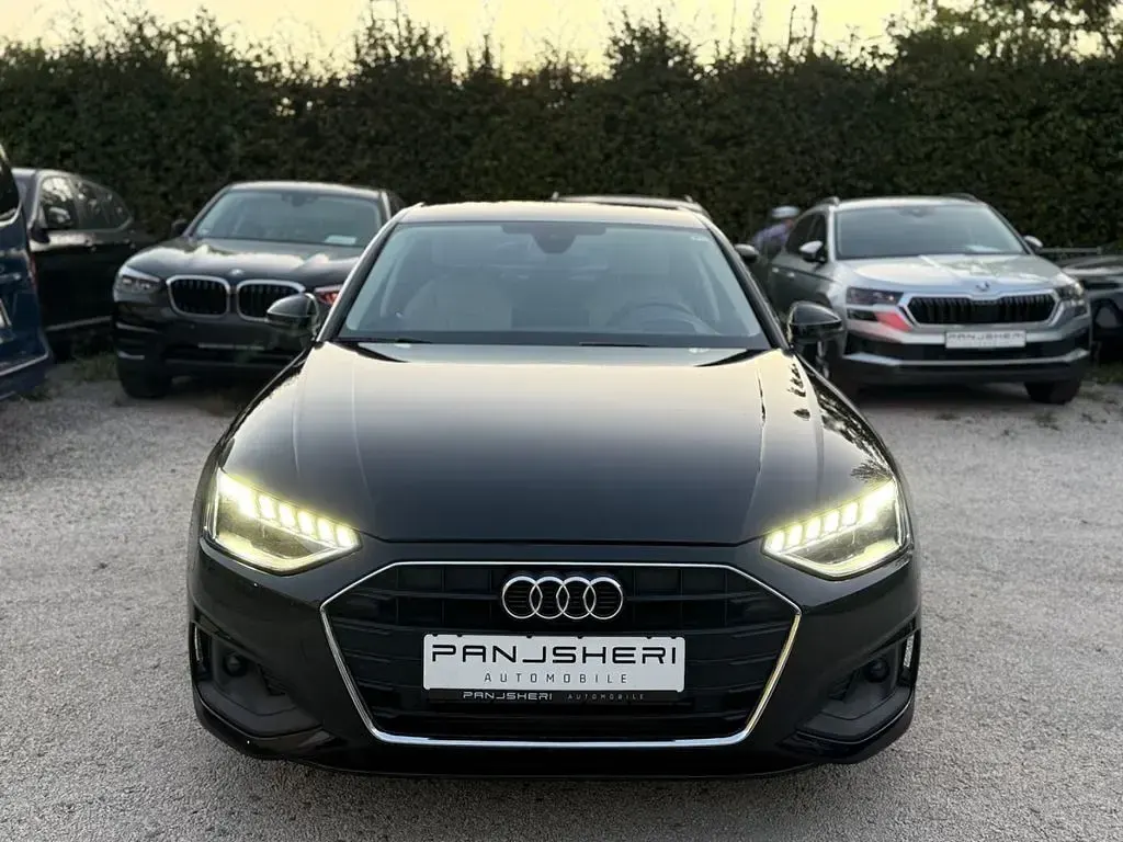 Gebraucht Audi A4 Sport 204 PS (150 kW) 2023 Schwarz Limousine