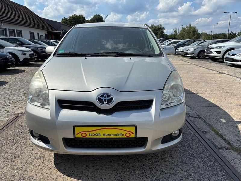 Silber Gebraucht 2008 Toyota Corolla Verso Team Van / Kleinbus | 3.100 € (Superpreis) - Bild 1/4