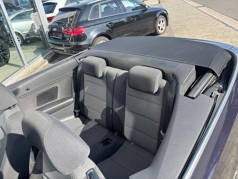 Gebraucht VW Golf 105 PS (77 kW) 2011 Violet Cabrio