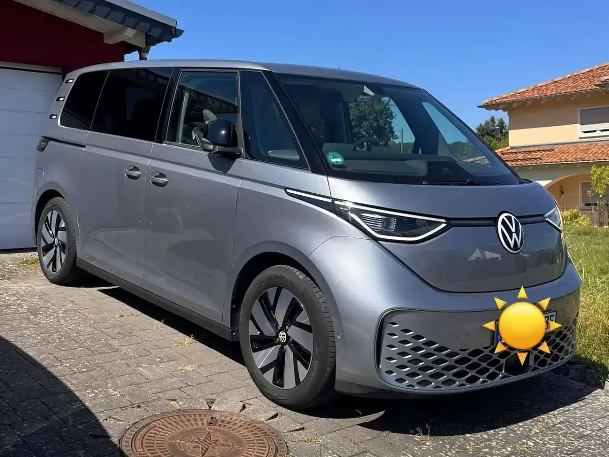 Gebraucht VW ID. Buzz Pro 150 kW (204 PS) 2022 Silber Van / Kleinbus