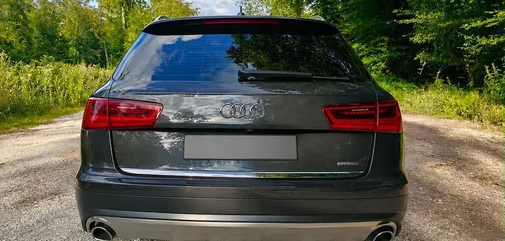 Gebraucht Audi A6 Allroad 218 PS (160 kW) 2017 Grau Kombi